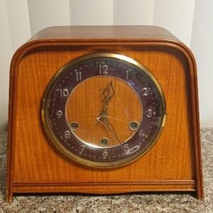 Rare Vintage Mid 20th Century Smiths Enfield Mantel Clock in Brown